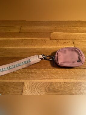 Lululemon Small Bag